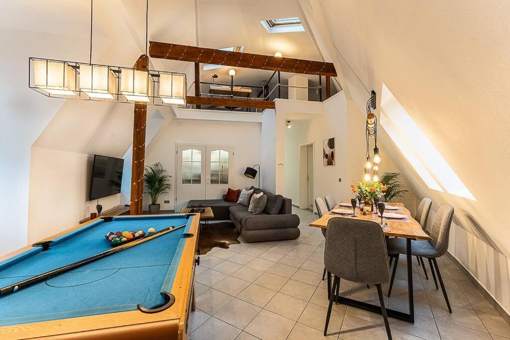 Апартаменты Loft Mit Billard-Tisch Und Ps4 Вупперталь Экстерьер фото
