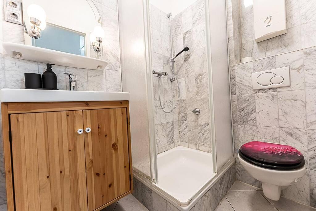 Апартаменты Loft Mit Billard-Tisch Und Ps4 Вупперталь Экстерьер фото