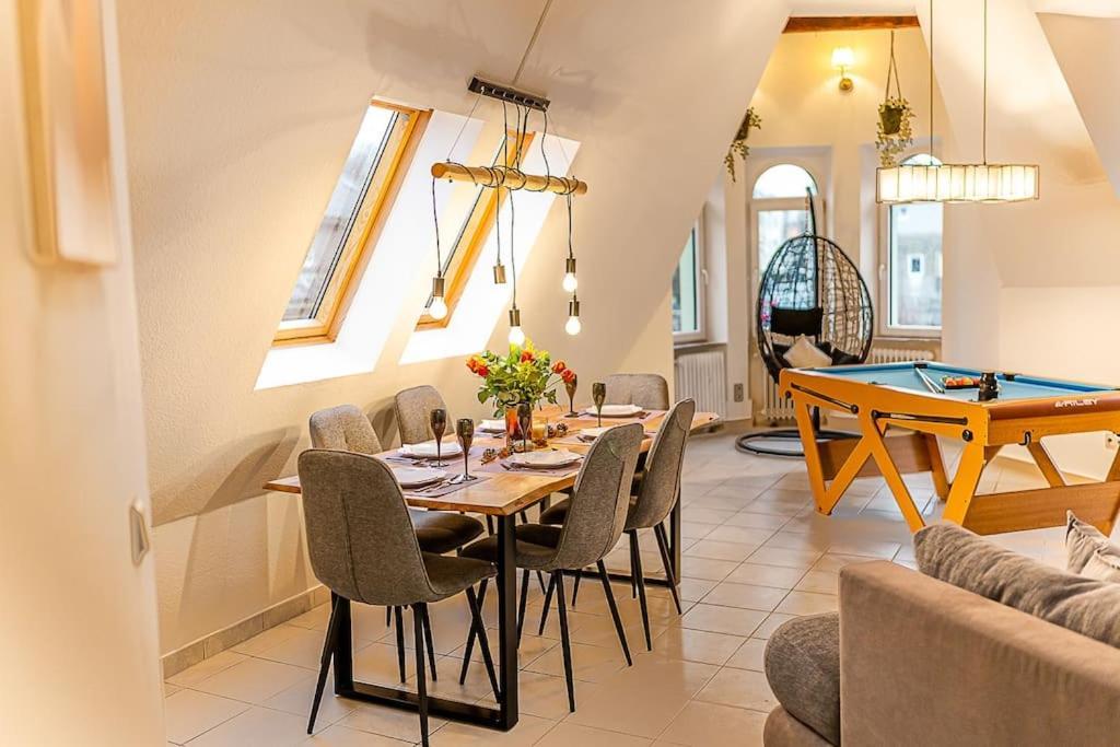 Апартаменты Loft Mit Billard-Tisch Und Ps4 Вупперталь Экстерьер фото
