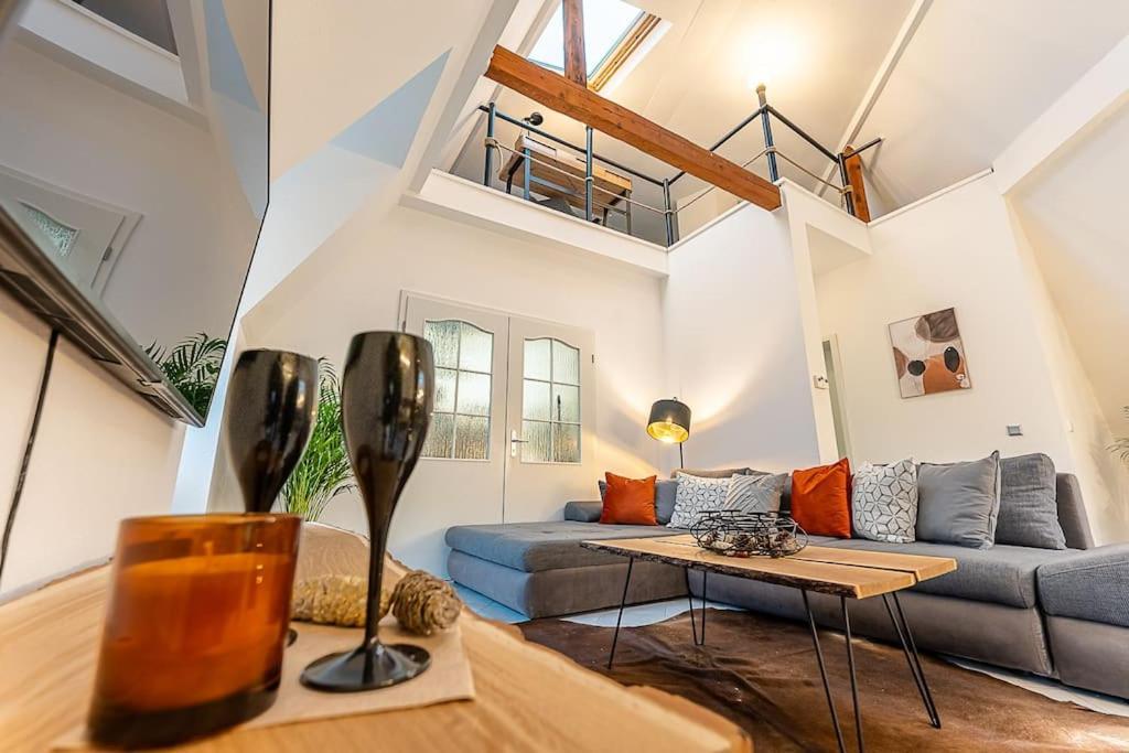 Апартаменты Loft Mit Billard-Tisch Und Ps4 Вупперталь Экстерьер фото
